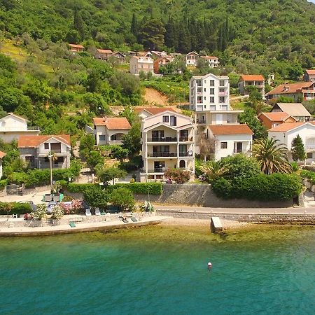 Apartments Maxhit Tivat Kültér fotó