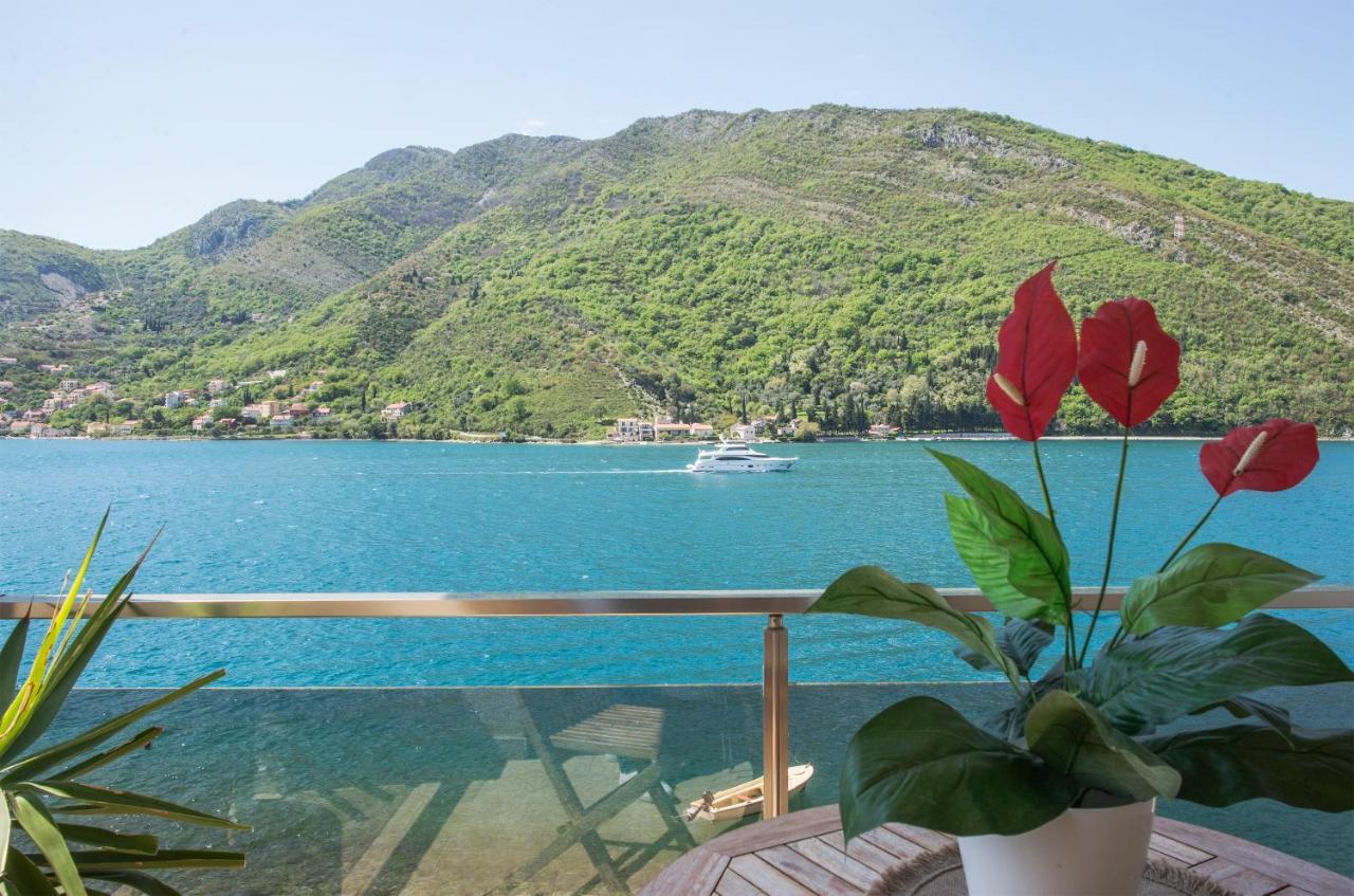 Apartments Maxhit Tivat Kültér fotó