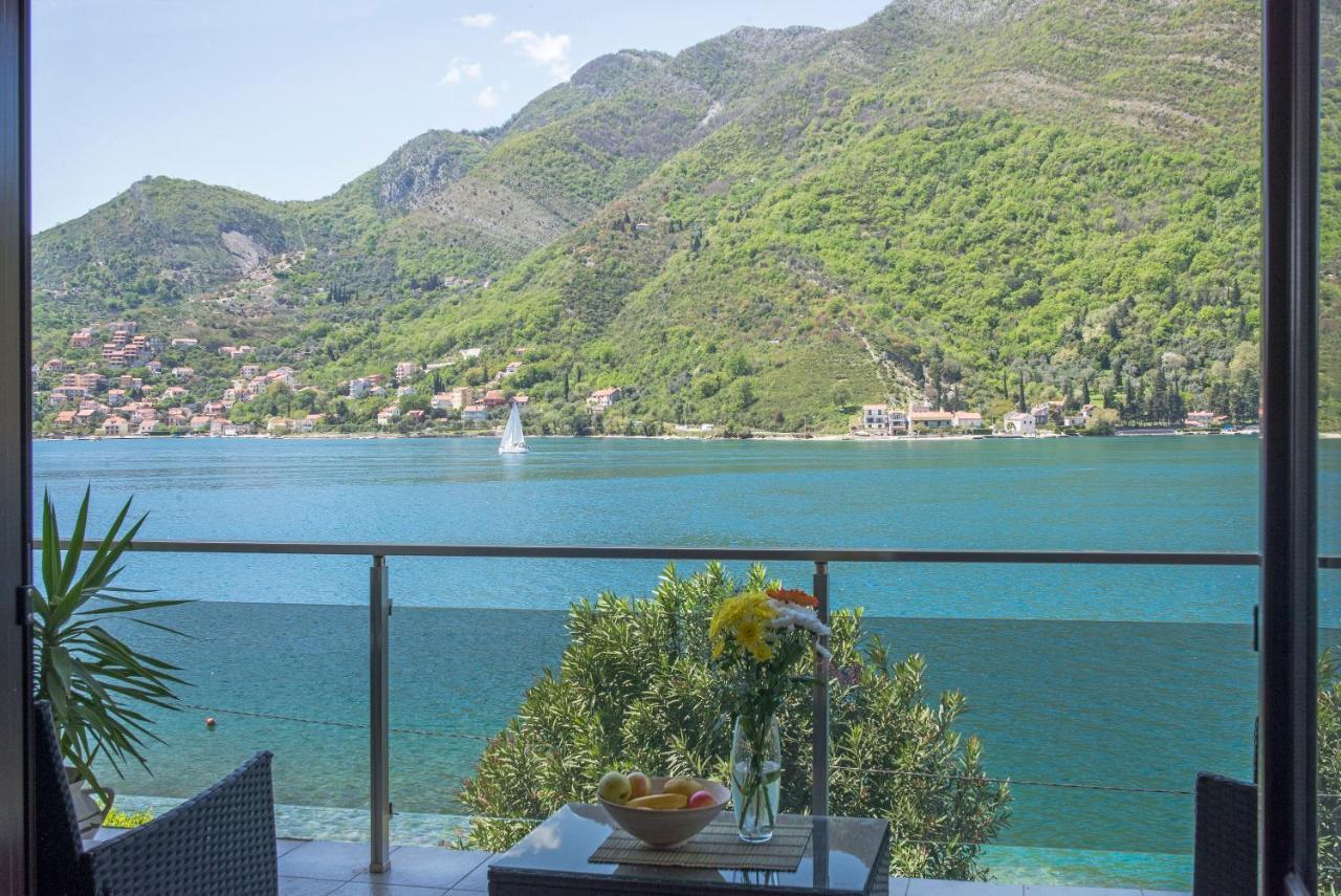 Apartments Maxhit Tivat Kültér fotó