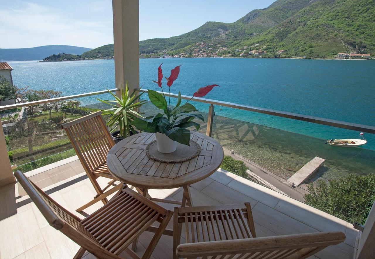 Apartments Maxhit Tivat Kültér fotó