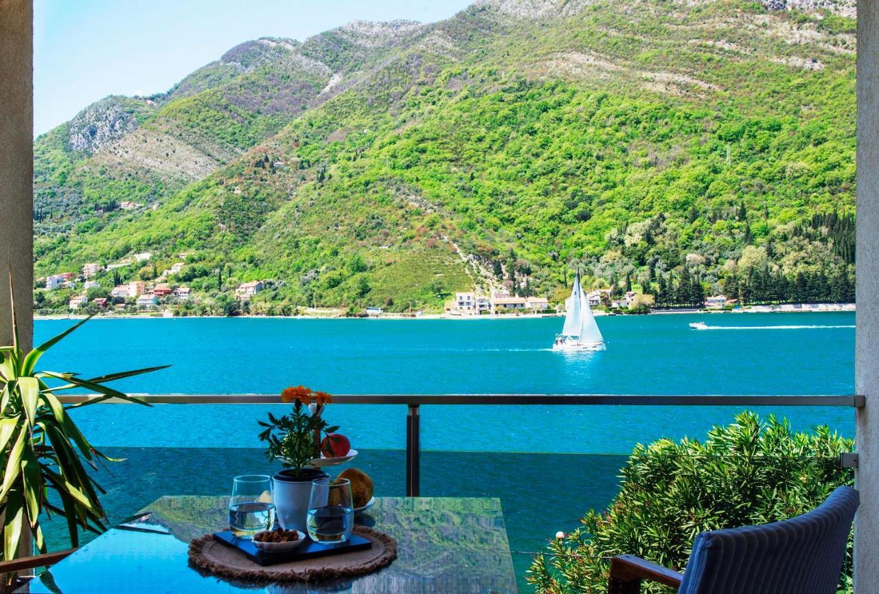 Apartments Maxhit Tivat Kültér fotó