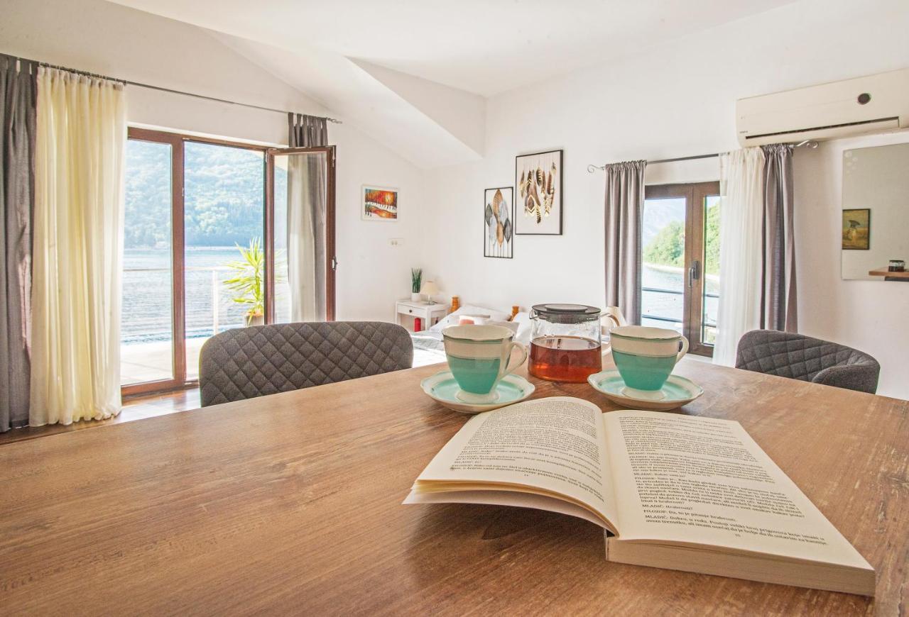 Apartments Maxhit Tivat Kültér fotó
