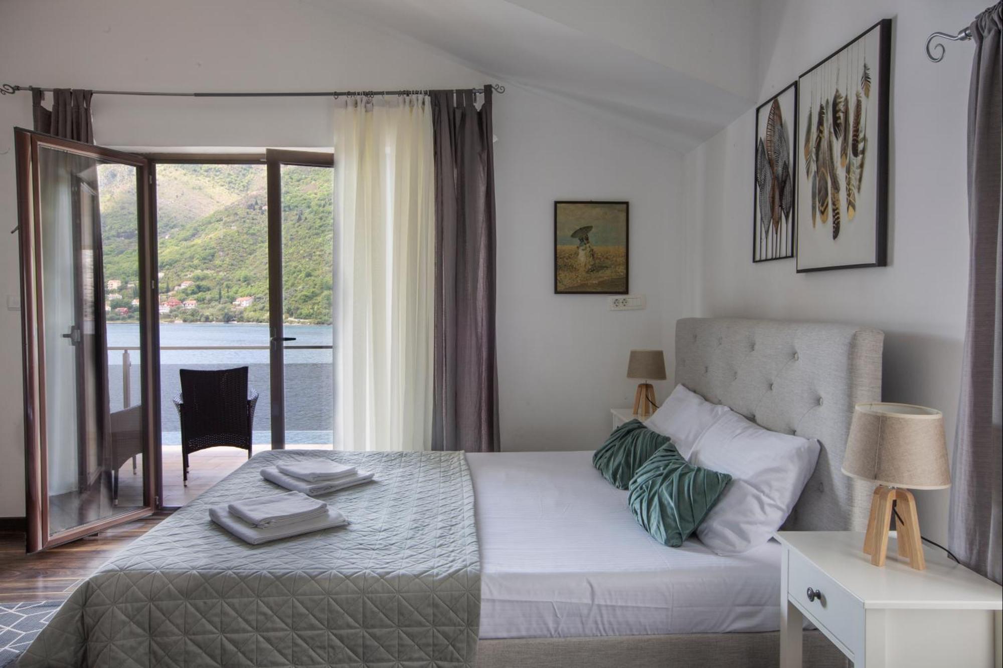 Apartments Maxhit Tivat Kültér fotó
